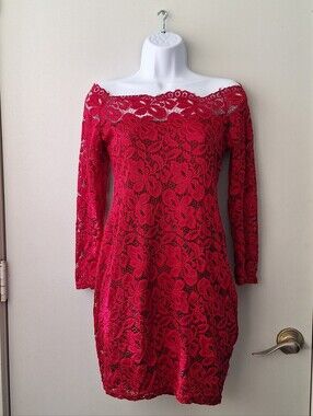 Acevog Lace Red Dress